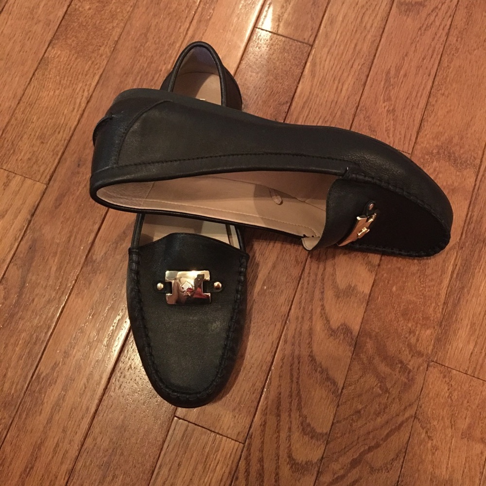 Kate Spade size 10M black shoe with gold trimmings